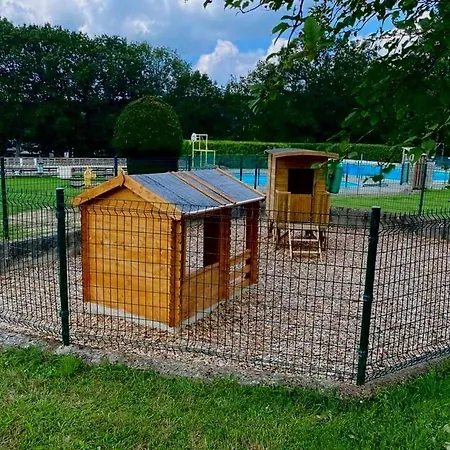 Campsite Avec Piscine Et Emplacement Voiture *