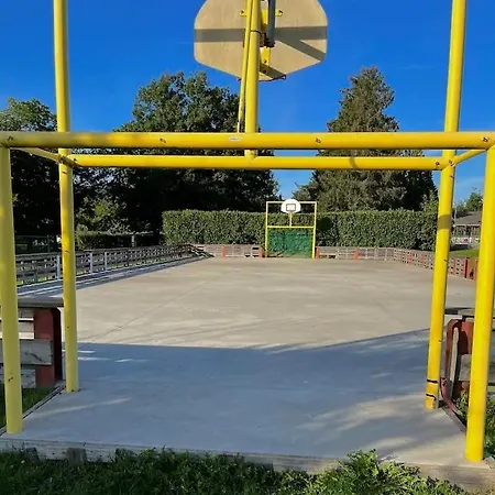 Avec Piscine Et Emplacement Voiture Yvoir
